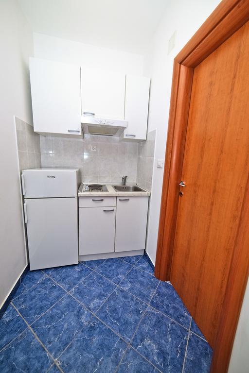 Apartments Bozikovic Podstrana Kamer foto
