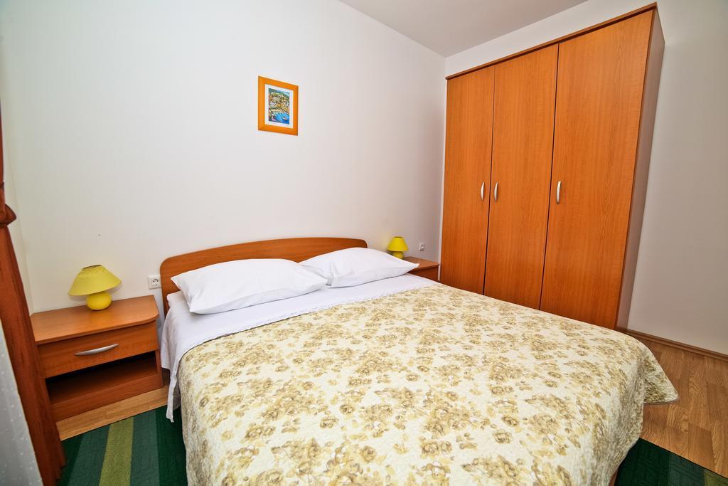 Apartments Bozikovic Podstrana Buitenkant foto